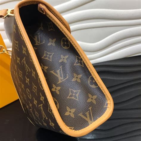 lv 手袋 帶|台灣lv官網.